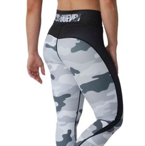 DOYOUEVEN Arctic Camo Leggings